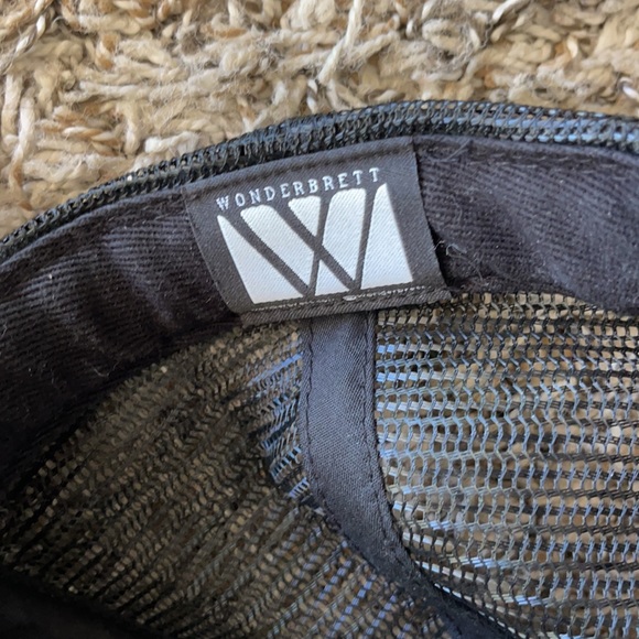 Black Wonderbrett Snapback Hat - Picture 2 of 3